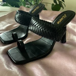 Size 9 Black Sandal Heels